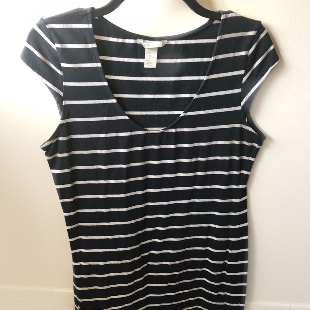 Striped Bodycon V-Neck Dress